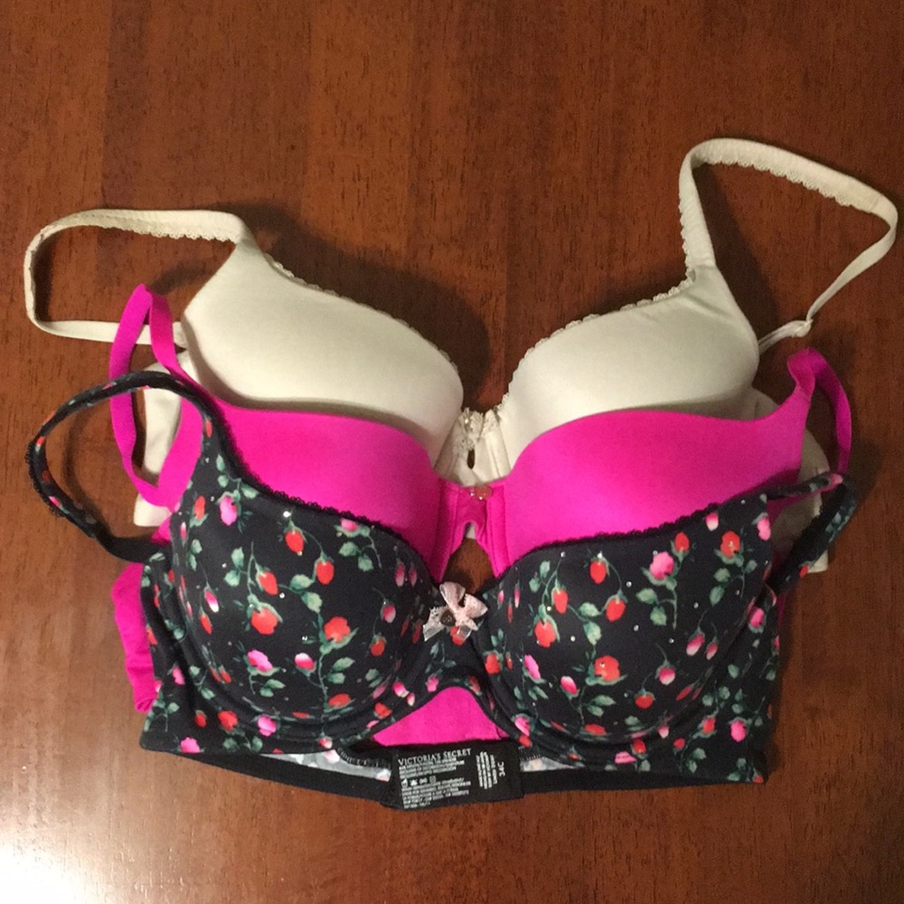 34C Victoria’s Secret bras, set of 3!